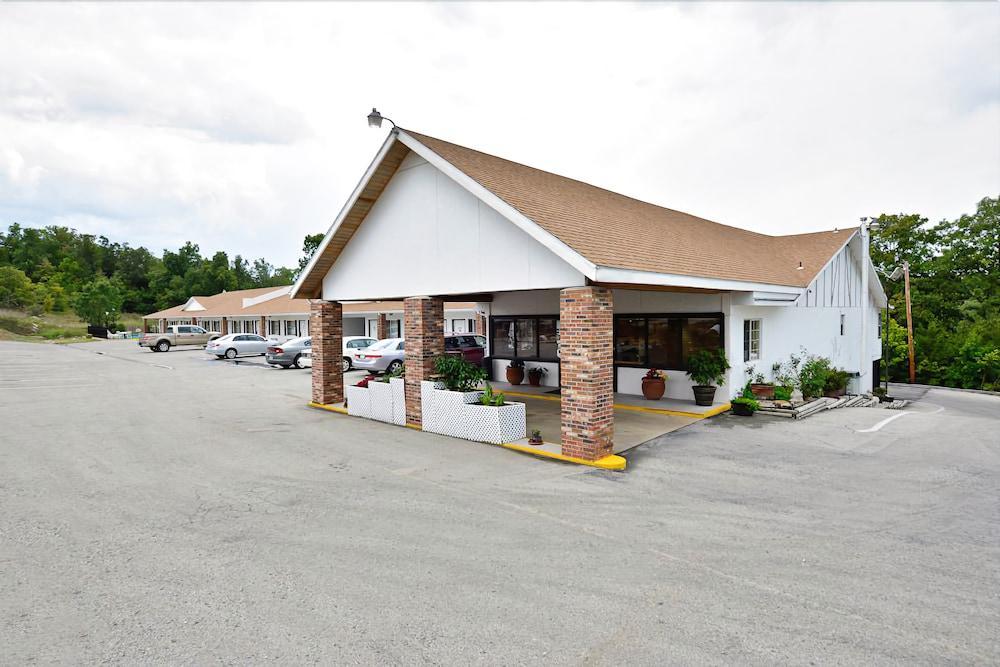 Village Inn Of Hardy Esterno foto