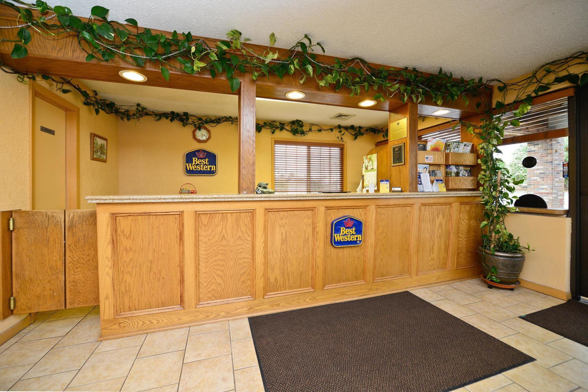 Village Inn Of Hardy Esterno foto