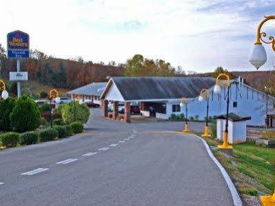 Village Inn Of Hardy Esterno foto